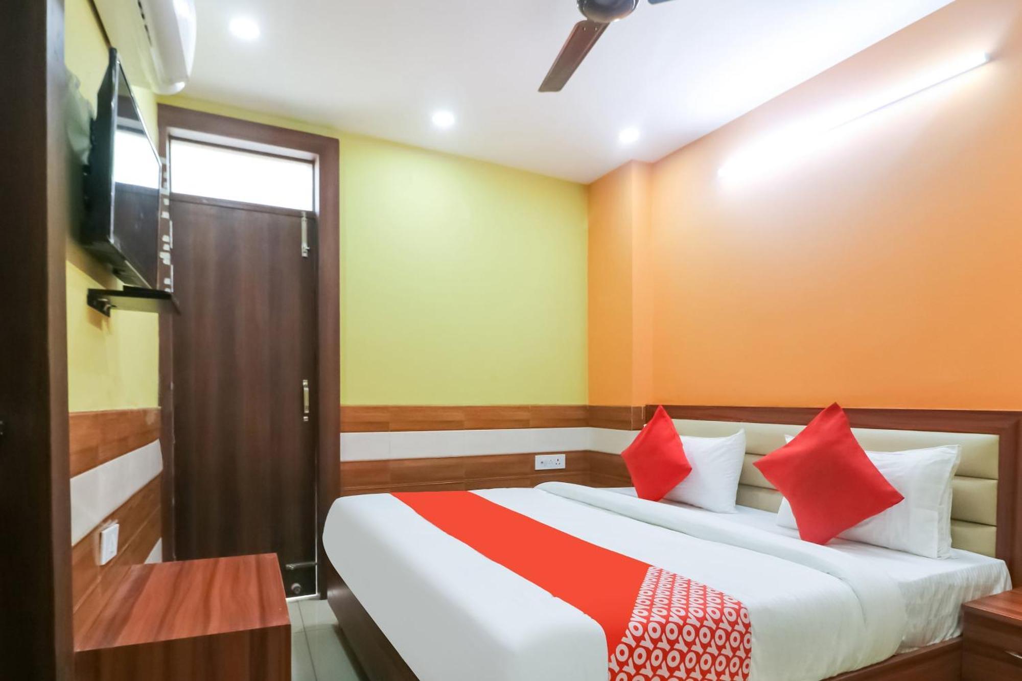Hotel O Mayur Plaza Delhi  Ngoại thất bức ảnh
