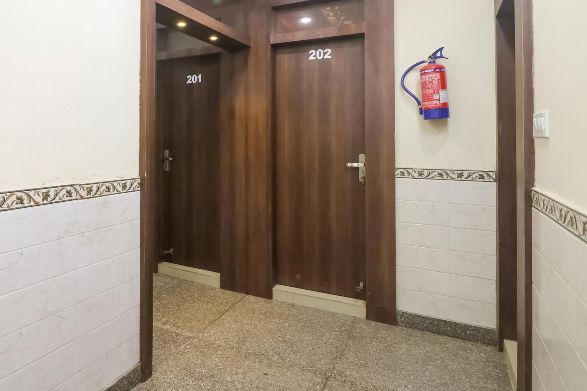 Hotel O Mayur Plaza Delhi  Ngoại thất bức ảnh